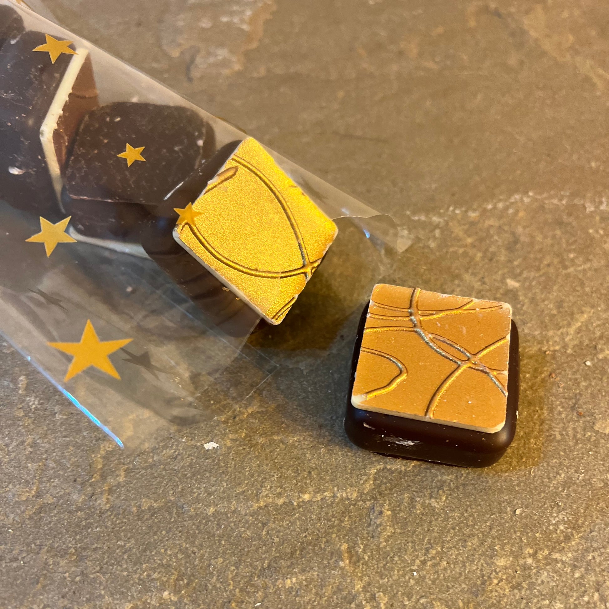 Dark Chocolate Shimmering Salted Caramels