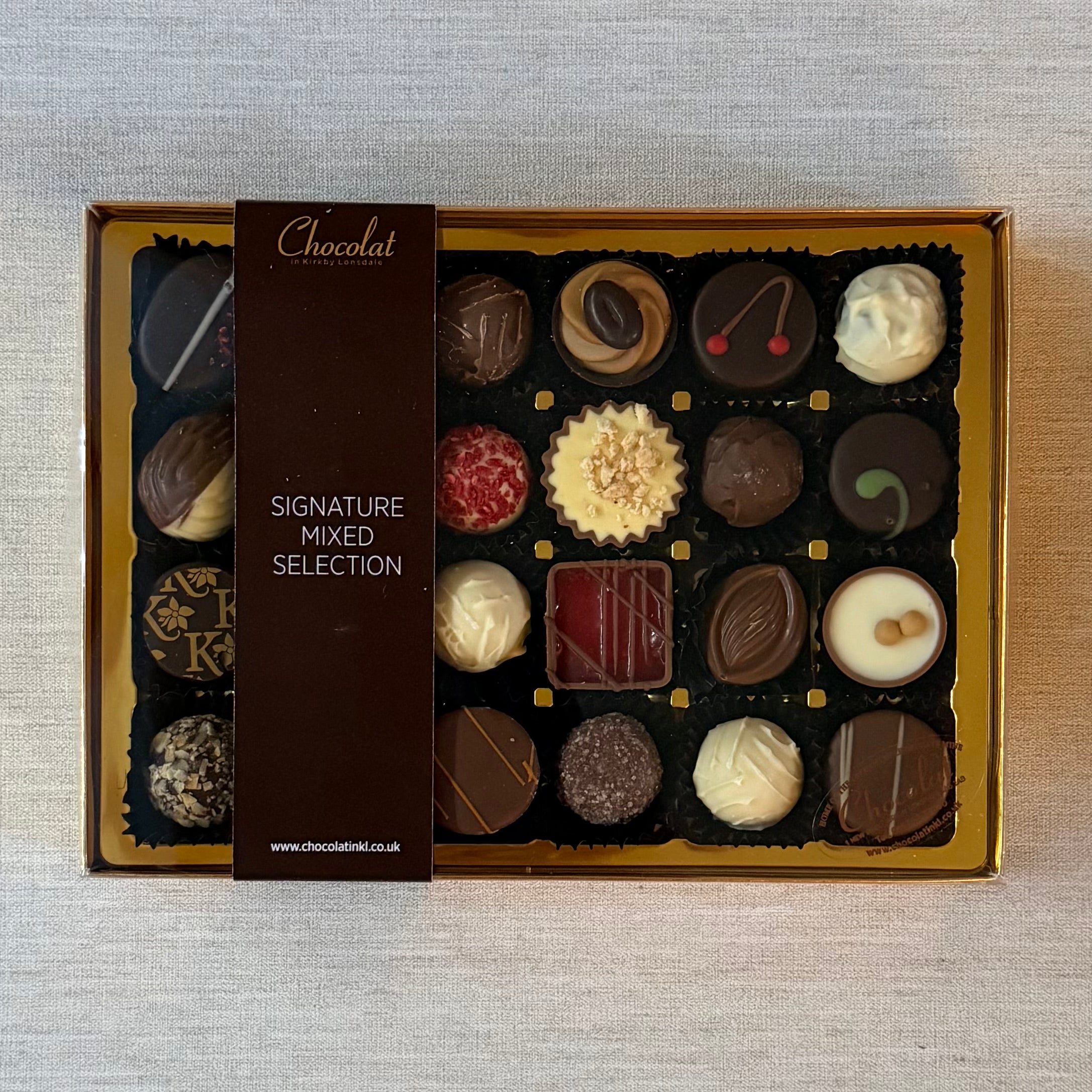 Signature Mixed Selection | Gift Box of 24