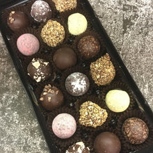Load image into Gallery viewer, Vegan Chocolate Lovers Selection - Chocolat in Kirkby Lonsdale
